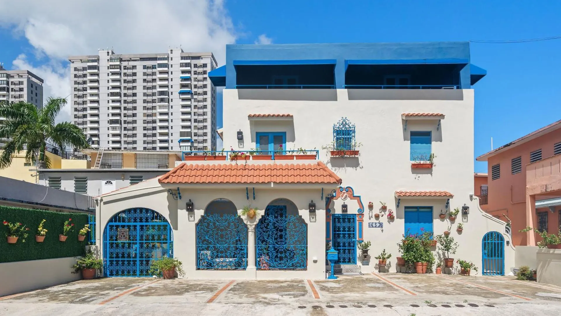 הקונטקטים של Artistic & Cozy Garden Studio In Santurce Mm8
